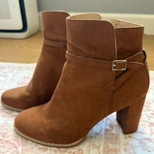Banana Republic Brown Suede Ankle Boots